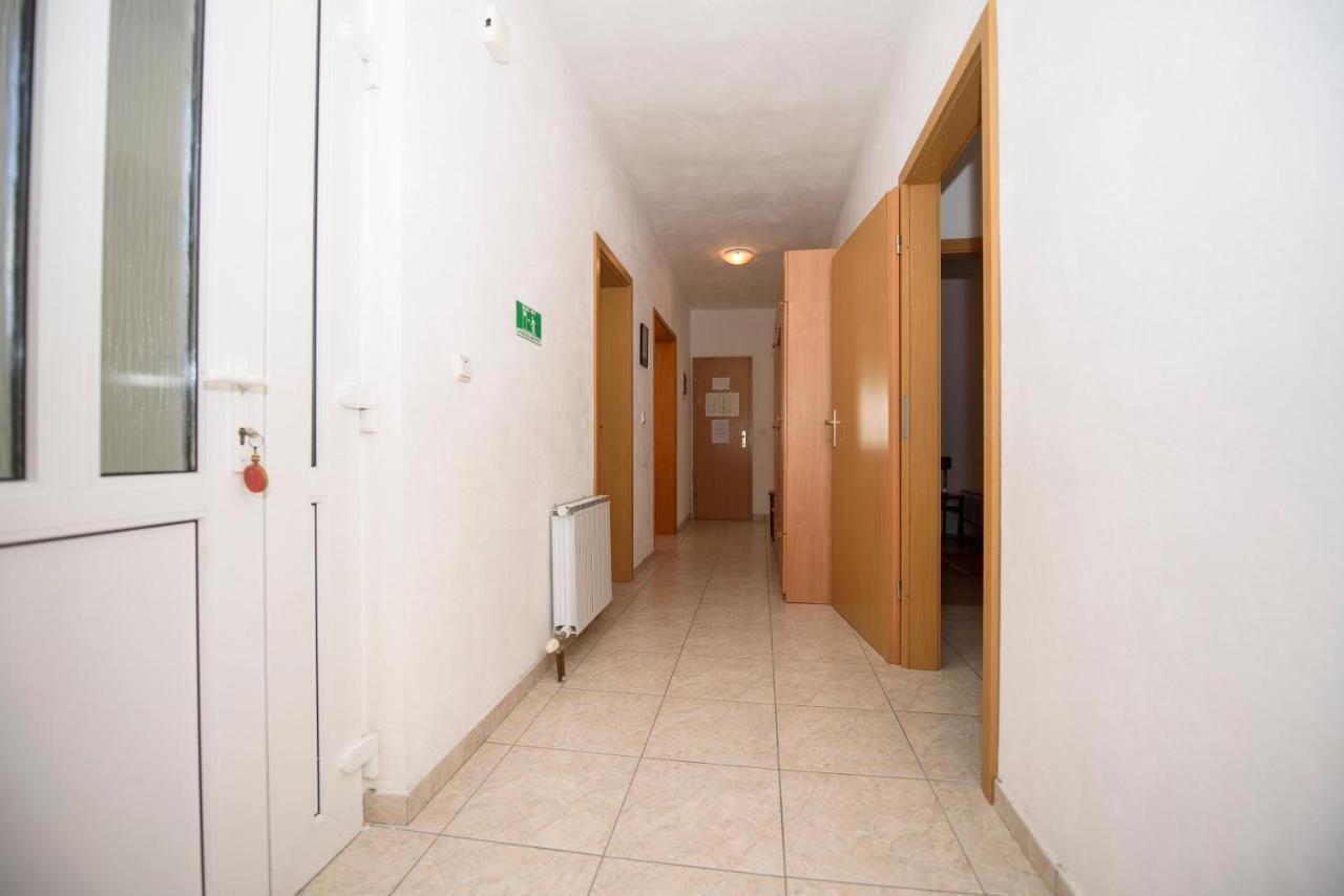 Apartman Mijo - Suhi Potok Єсенице Екстер'єр фото