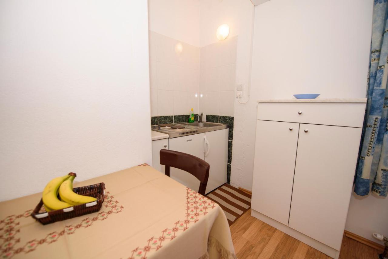 Apartman Mijo - Suhi Potok Єсенице Екстер'єр фото